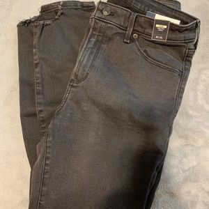 A&F distressed high waisted skinny jeans in black.